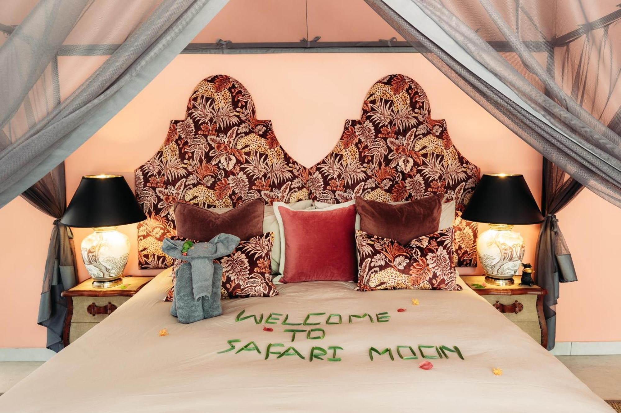 Hotel Safari Moon Luxury Bush