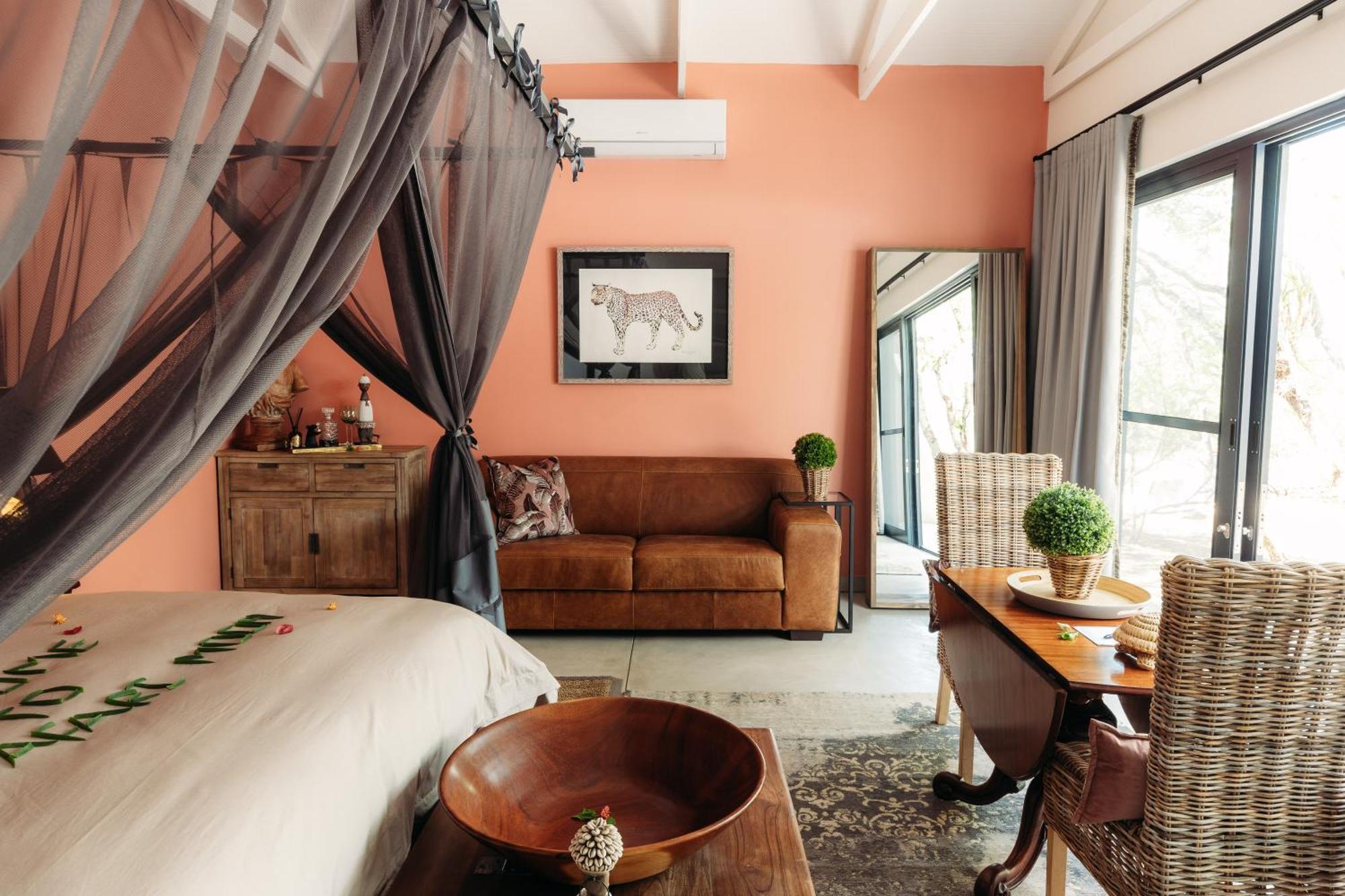 Safari Moon Luxury Bush Hotel Hoedspruit